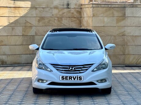 Hyundai Sonata 2011