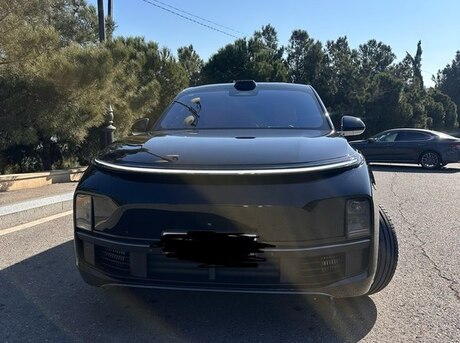 Li Auto L9