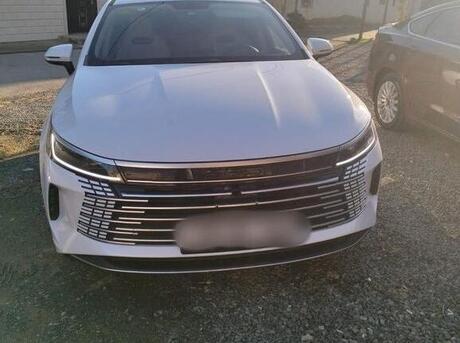 BYD Destroyer 05 2025