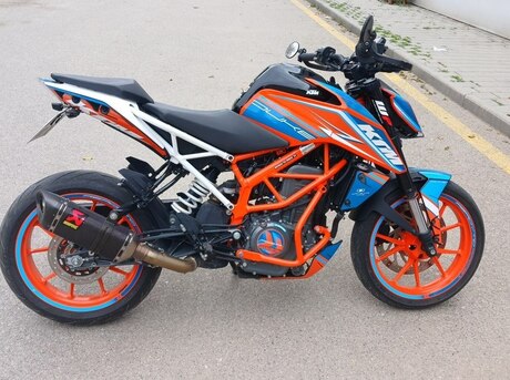 KTM 390 Duke