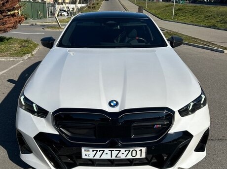 BMW i5