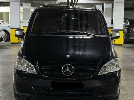 Mercedes  2010