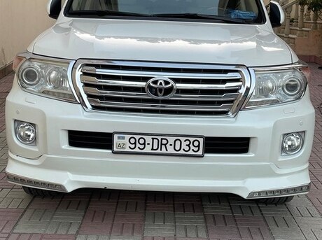 Toyota Land Cruiser 2012