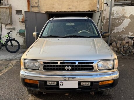 Nissan Pathfinder 1997