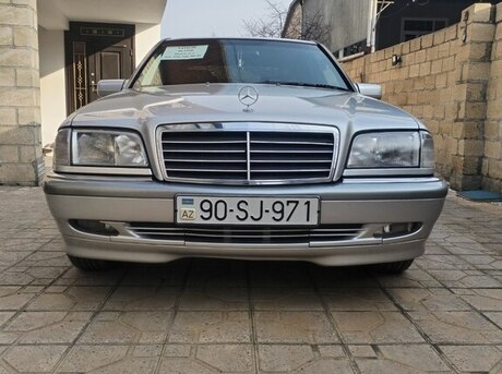 Mercedes C 240