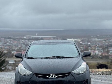 Hyundai Elantra 2012