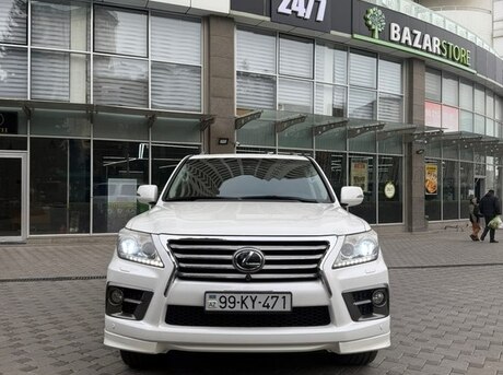 Lexus LX 570 2013