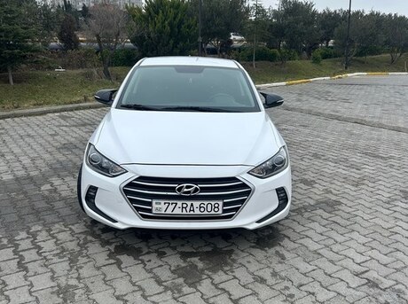 Hyundai Avante 2016
