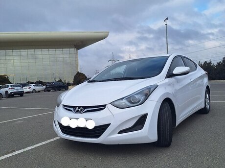Hyundai Avante 2015
