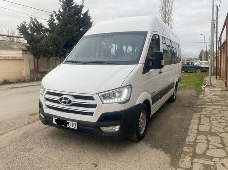 Hyundai  2019