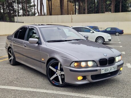 BMW 525