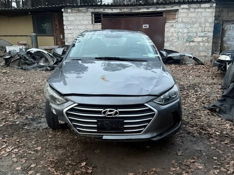 Hyundai Elantra 2019