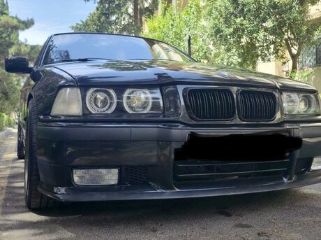 BMW 320 1992