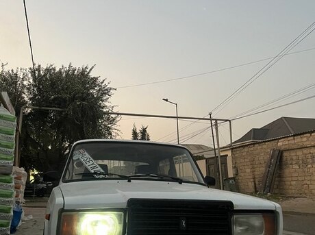 LADA (VAZ) 2107