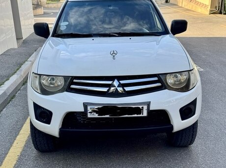Mitsubishi L200 2014