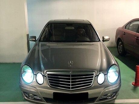 Mercedes E 300