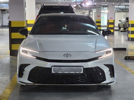 Toyota Camry 2024