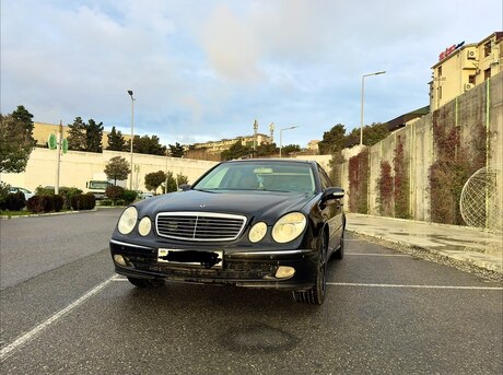 Mercedes E 200 2005