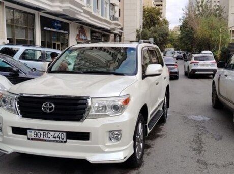Toyota Land Cruiser 2012