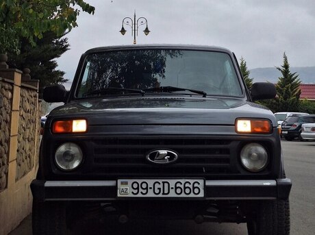 LADA (VAZ) Niva 2016