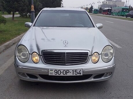 Mercedes E 240 2002
