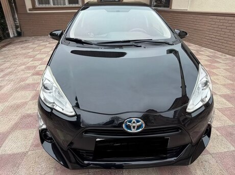 Toyota Prius C 2015