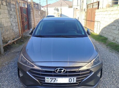 Hyundai Elantra 2018