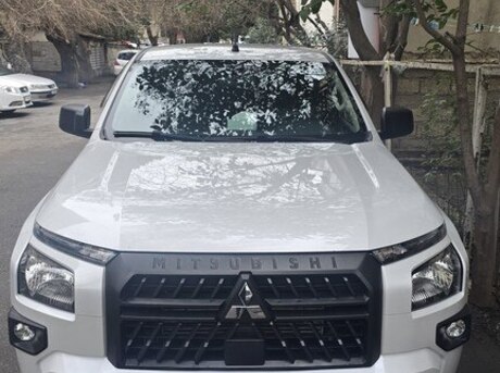 Mitsubishi L200 2024