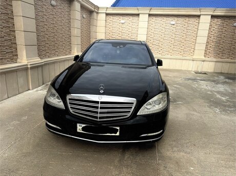Mercedes S 500 2010