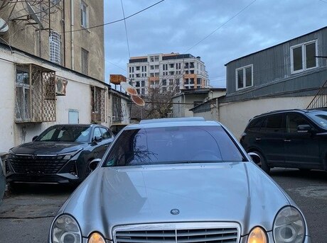 Mercedes E 220 2006