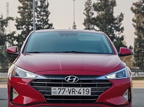 Hyundai Elantra 2019
