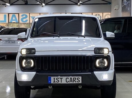 LADA (VAZ) Niva