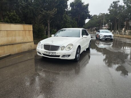 Mercedes E 200 2006