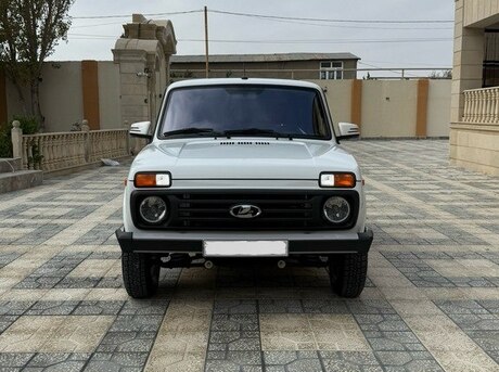 LADA (VAZ) Niva 2024