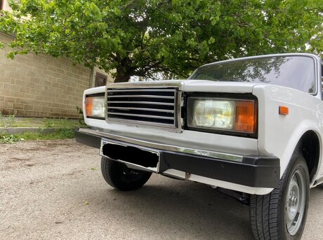 LADA (VAZ) 2107