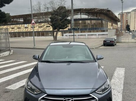 Hyundai Avante 2016