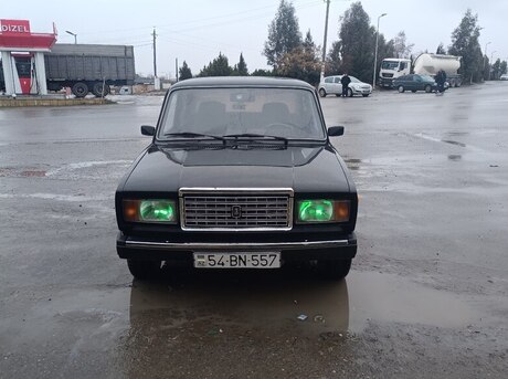 LADA (VAZ) 2107 2010