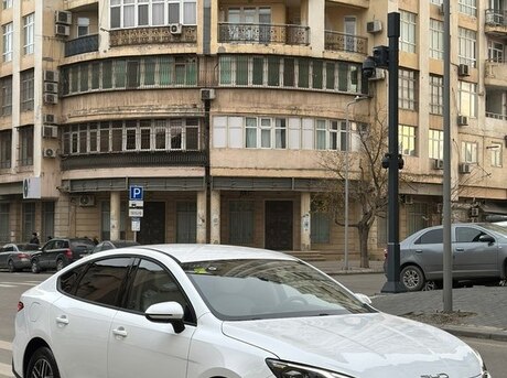 BYD  2025