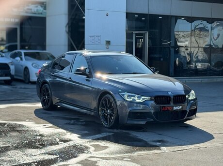 BMW 330