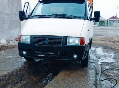 GAZ  2000