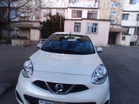 Nissan March 2016