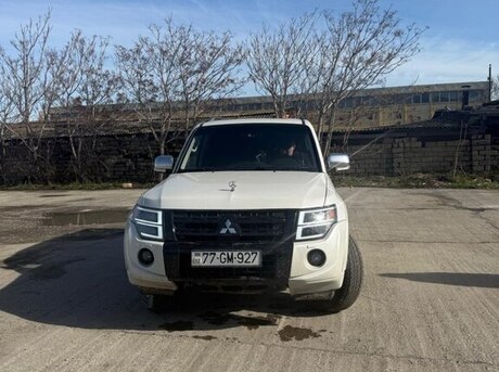 Mitsubishi Pajero 2008