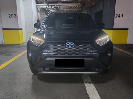 Toyota RAV4 2025