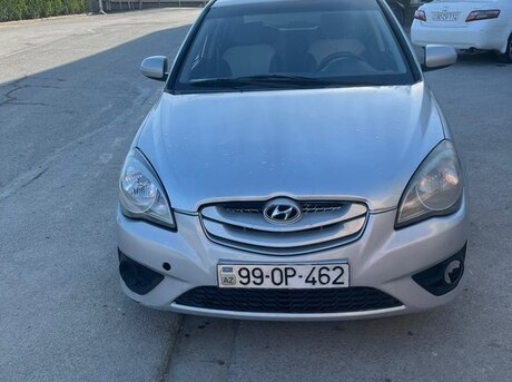 Hyundai Verna 2009