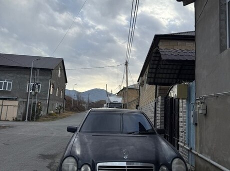 Mercedes E 230 1996