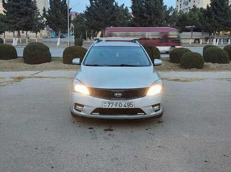 Kia  2010