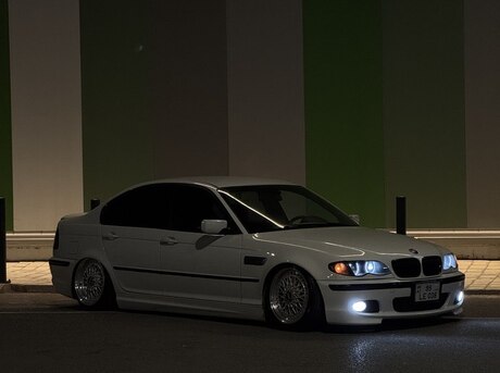 BMW 320 2002