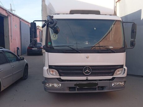 Mercedes Atego 818 2007