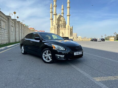 Nissan Altima