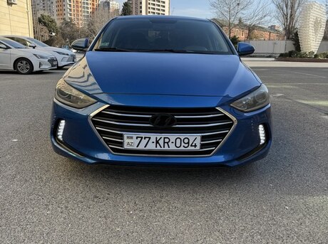 Hyundai Elantra